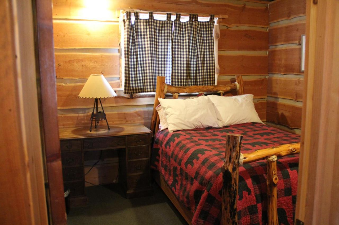 Lodge Sugar Loaf &